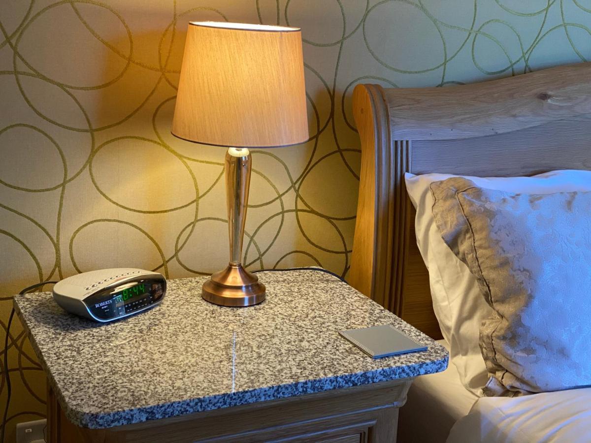 Bridgemill Motel เกอร์แวน ภายนอก รูปภาพ